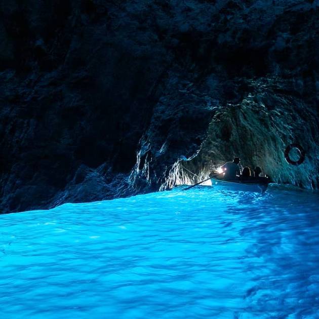 grotta azzurra - blue grotto - italian stay collection - tour